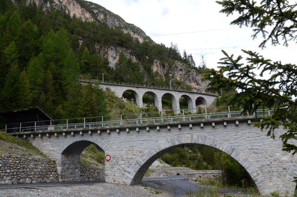 Bahnviadukte an der Abulapassanfahrt aus Richtung Füssen